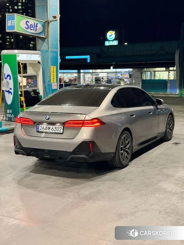 BMW 5 Series (G60) id 3629098 из Кореи 8