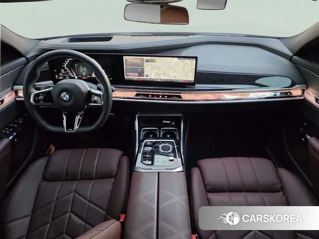 BMW 7 Series (G70) id 3576050 из Кореи 17