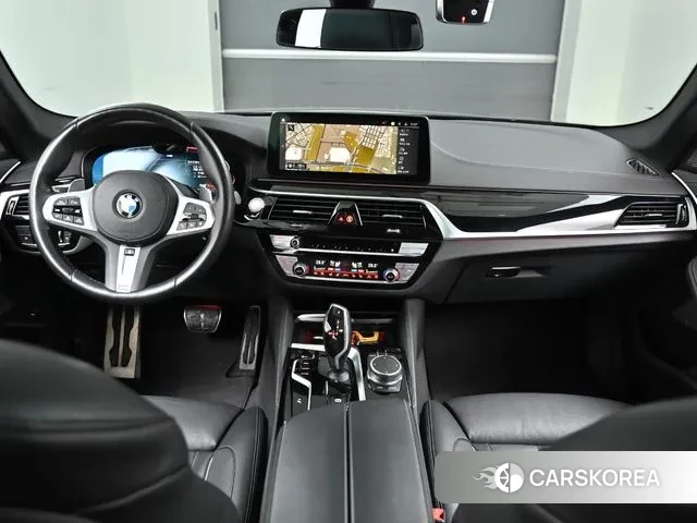 BMW 5 Series (G30) id 3488024 из Кореи 17