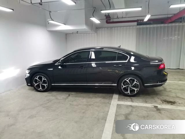 Volkswagen Magotan id 4348521 из Китая 17