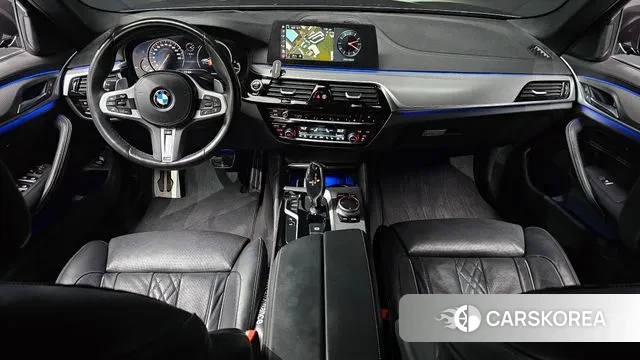 BMW 5 Series (G30) id 3060848 из Кореи 17