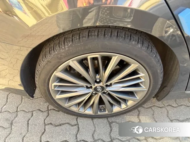 Hyundai Grandeur IG id 3709396 из Кореи 9