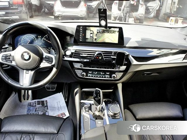 BMW 5 Series (G30) id 3889381 из Кореи 17