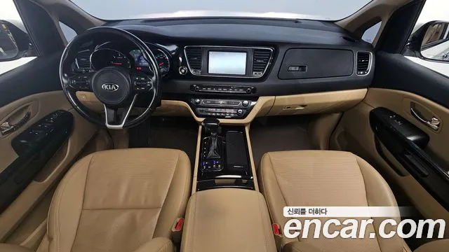 Kia All New Carnival id 2408340 из Кореи 17