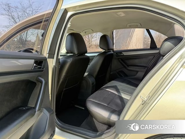 Volkswagen Bora id 4257368 из Китая 7