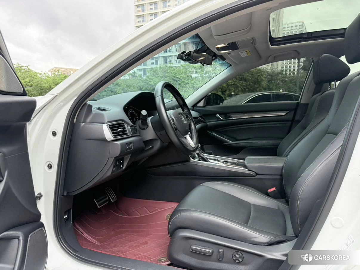 Honda Accord id 4467793 из Китая 8