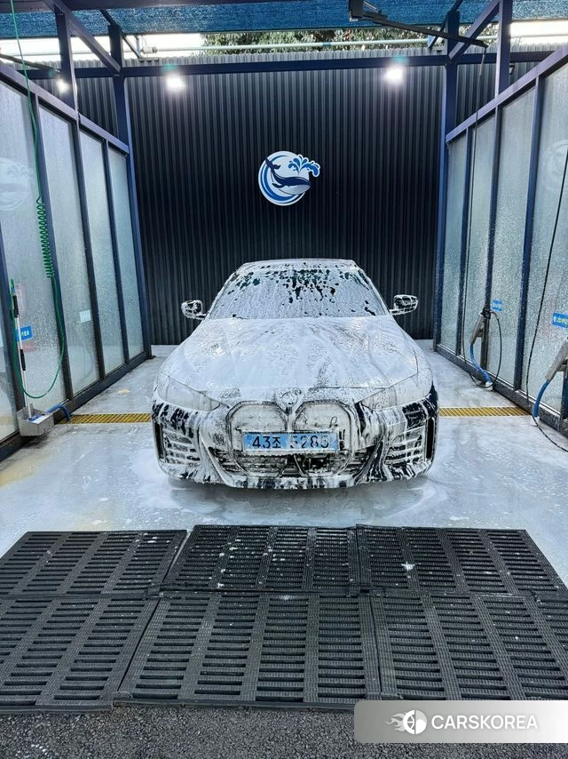 BMW i4 id 4177679 из Кореи 7