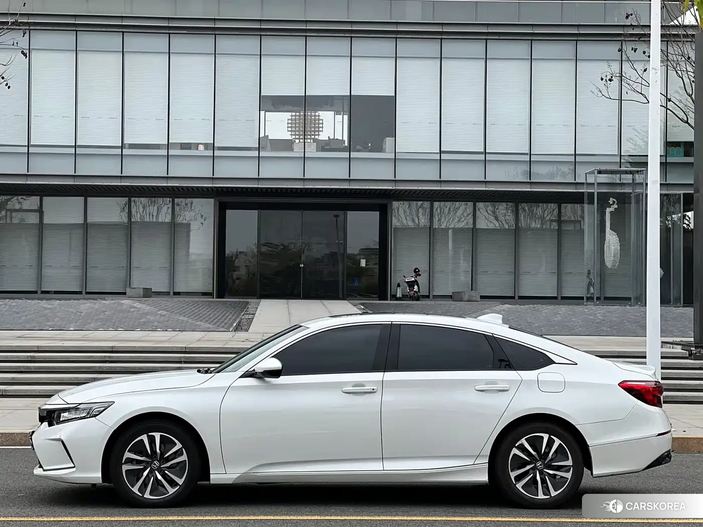 Honda Inspire id 4565304 из Китая 7