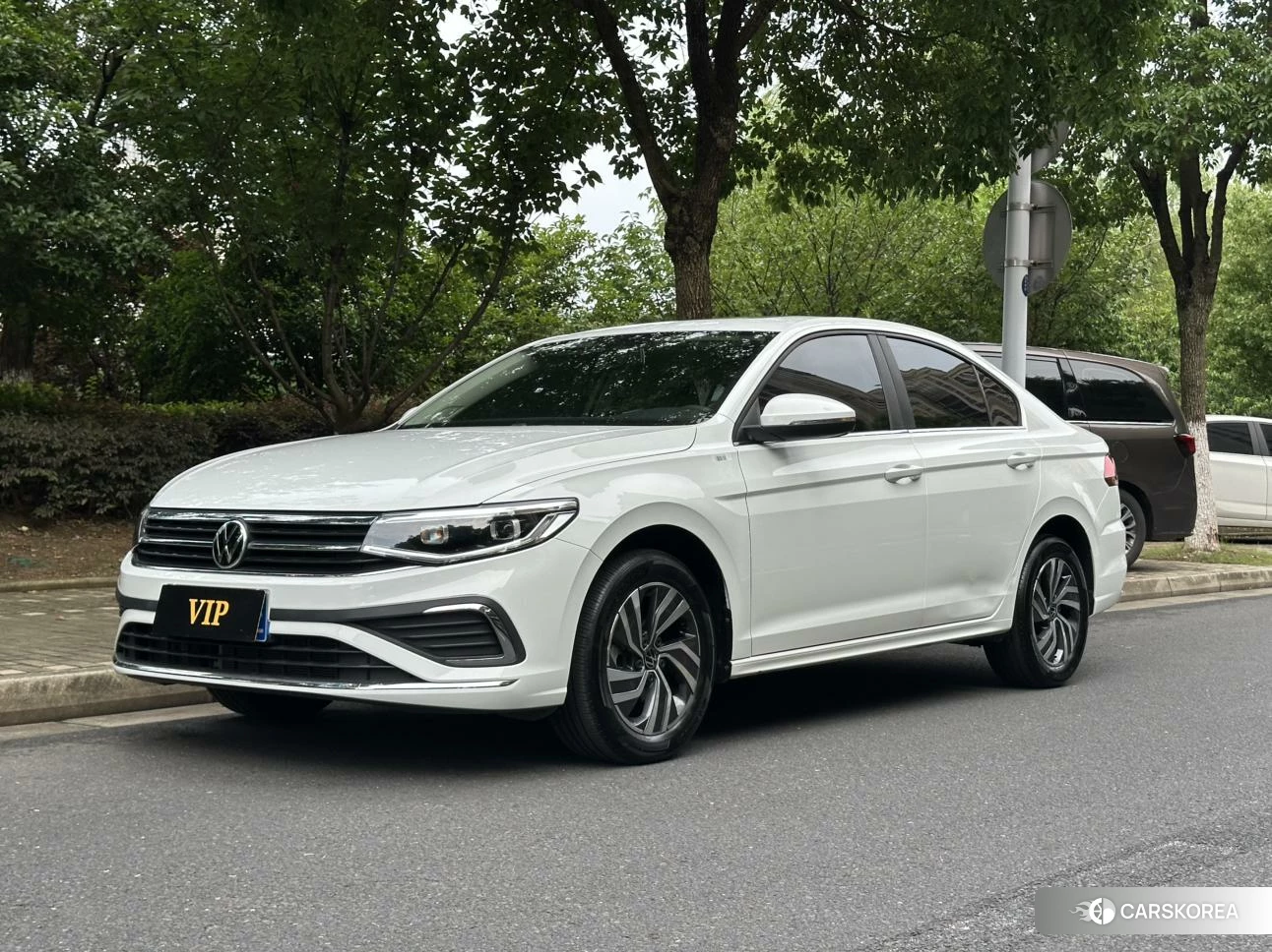 Volkswagen Bora id 4485370 из Китая 11