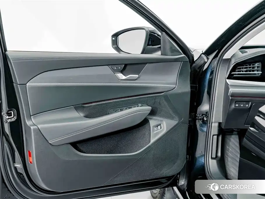 Volkswagen Passat id 4576759 из Китая 25
