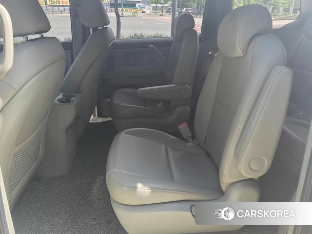 Kia All New Carnival id 4203973 из Кореи 16