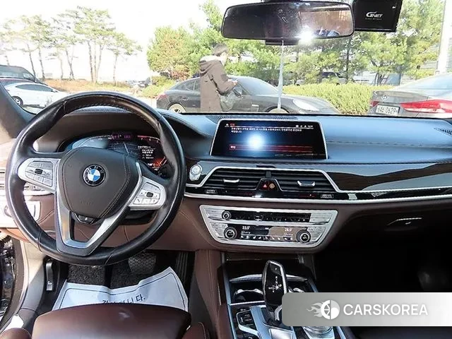 BMW 7 Series (G11) id 3391204 из Кореи 17