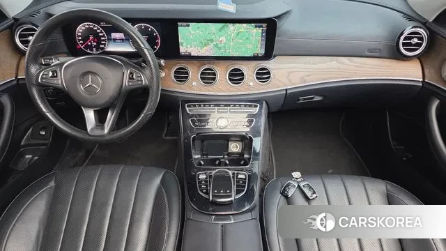 Mercedes-Benz E-Class W213 id 3627309 из Кореи 17