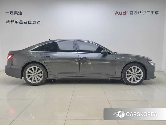 Audi A6L id 4216964 из Китая 16