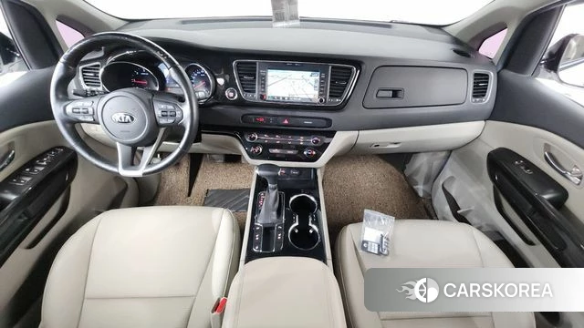 Kia The New Carnival id 3942601 из Кореи 17