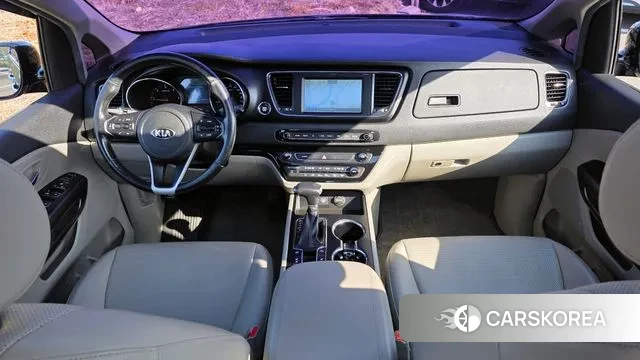 Kia The New Carnival id 3578732 из Кореи 17