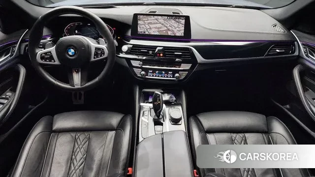 BMW 5 Series (G30) id 3013253 из Кореи 17