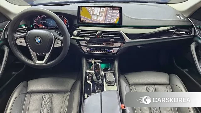 BMW 5 Series (G30) id 2931900 из Кореи 17