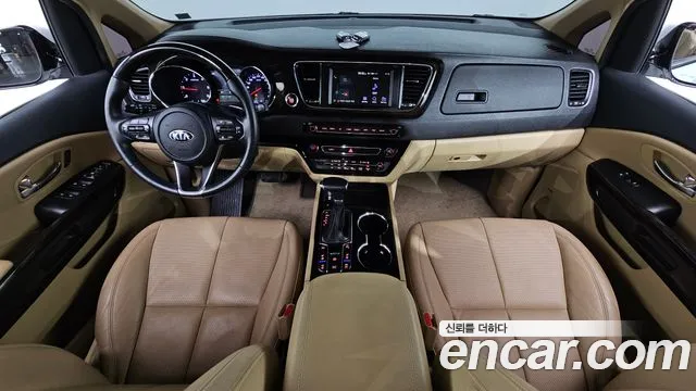 Kia The New Carnival id 2802965 из Кореи 17