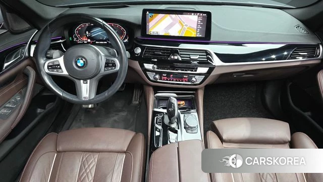 BMW 5 Series (G30) id 4665589 из Кореи 17