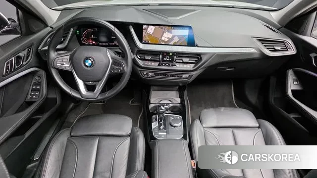 BMW 1 Series (F40) id 3007919 из Кореи 17