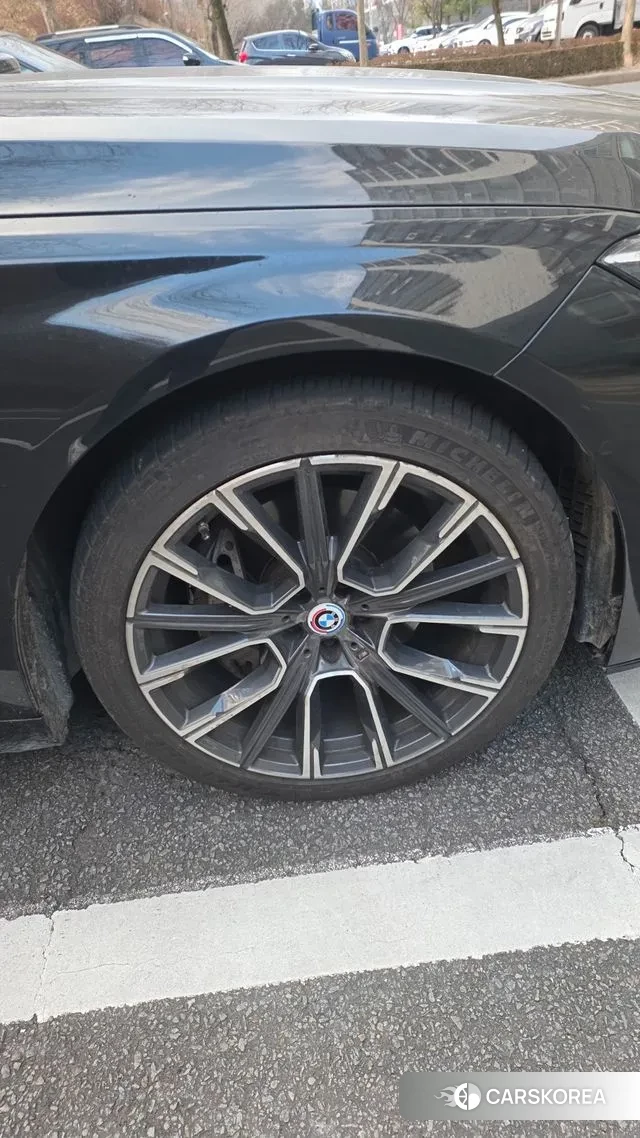 BMW 7 Series (G11) id 3578165 из Кореи 12