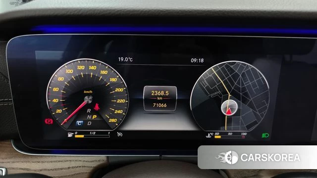 Mercedes-Benz E-Class W213 id 4225375 из Кореи 31