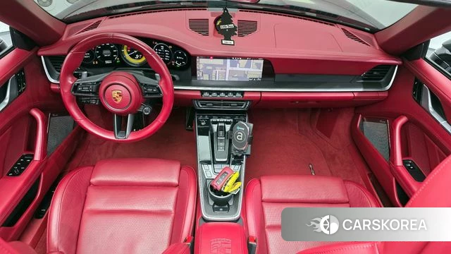 Porsche 911(992) id 3866381 из Кореи 17