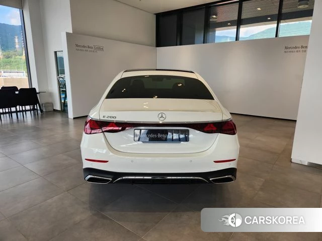 Mercedes-Benz E-Class W214 id 4380993 из Кореи 17