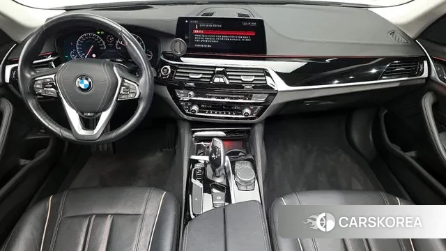 BMW 5 Series (G30) id 3672368 из Кореи 17