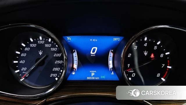 Maserati Quattroporte id 4482390 из Кореи 35