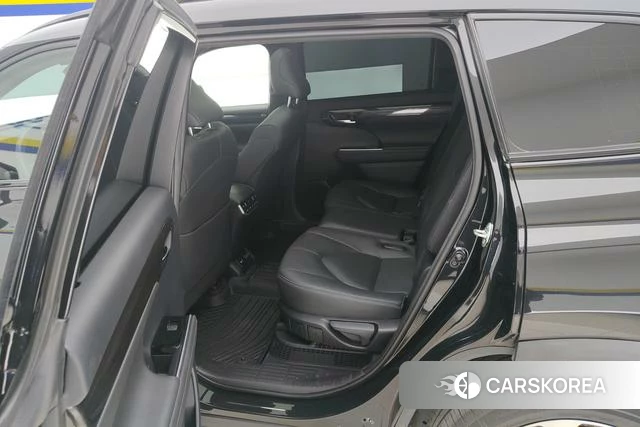 Toyota Crown Lufang id 3908345 из Китая 14