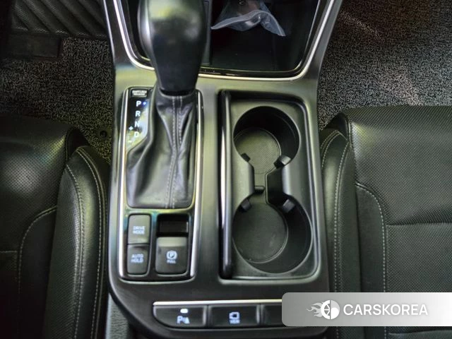 Hyundai Grandeur IG id 4206738 из Кореи 17