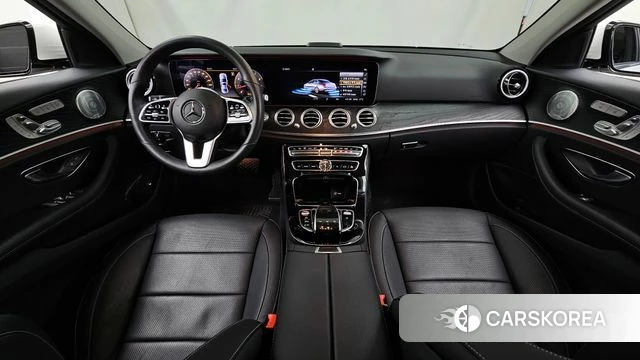 Mercedes-Benz E-Class W213 id 4652099 из Кореи 29