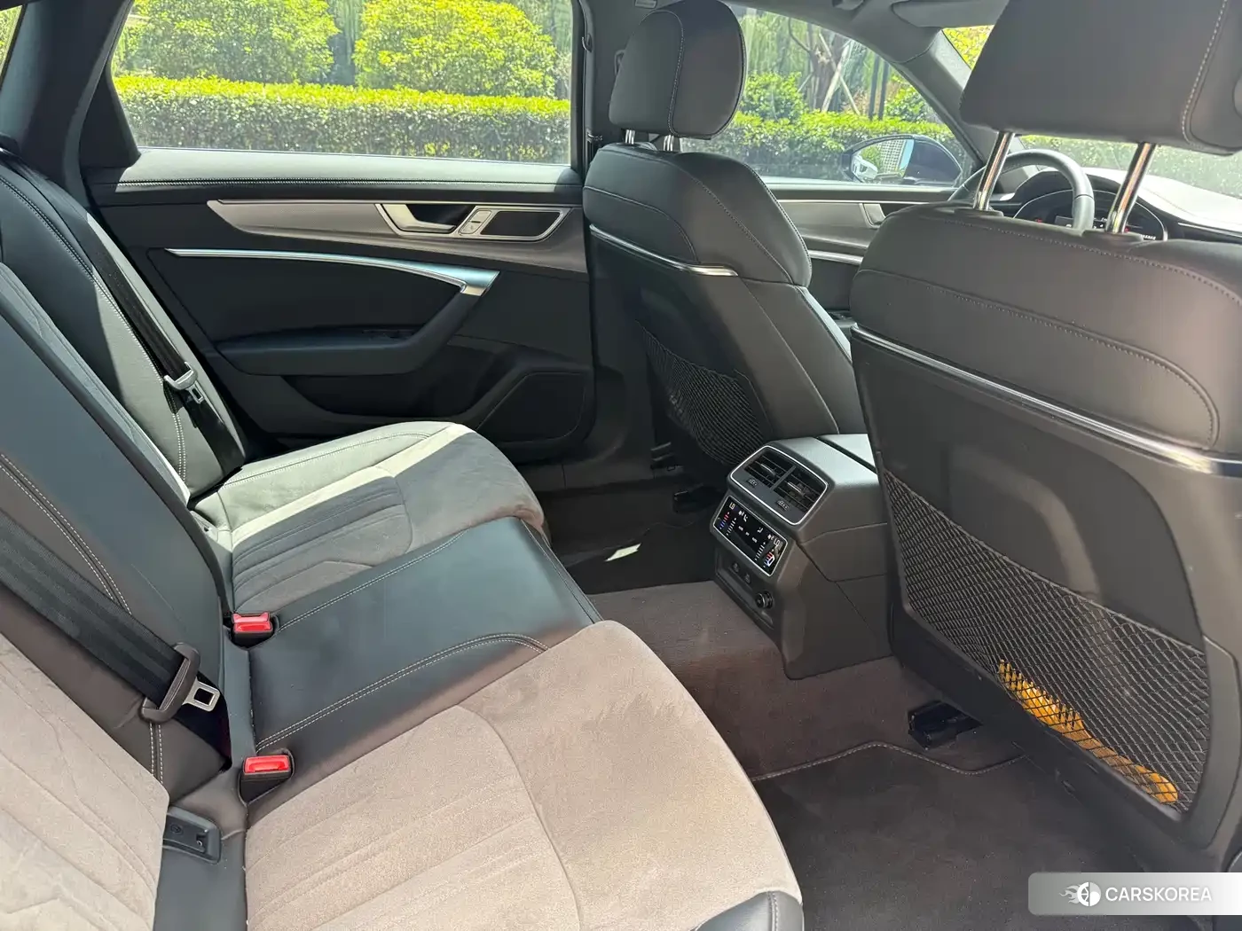 Audi A6L id 4547322 из Китая 13