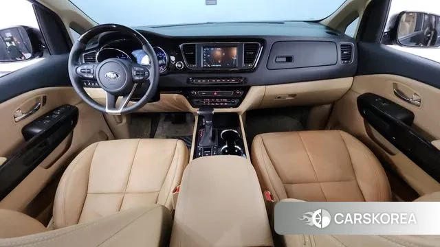 Kia The New Carnival id 2976582 из Кореи 17