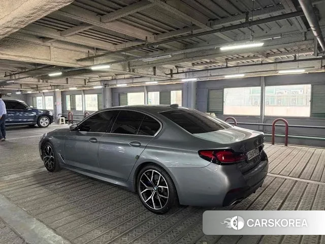 BMW 5 Series (G30) id 2979157 из Кореи 16