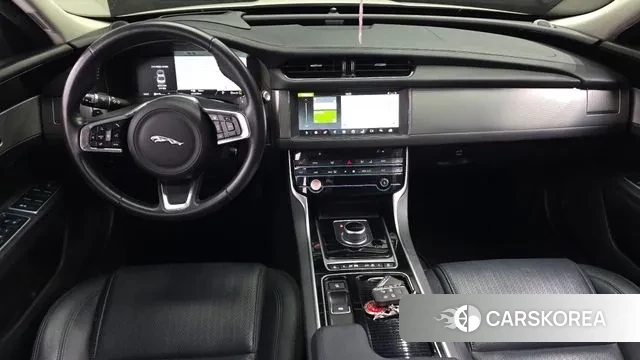 Jaguar XF (X260) id 3737197 из Кореи 17