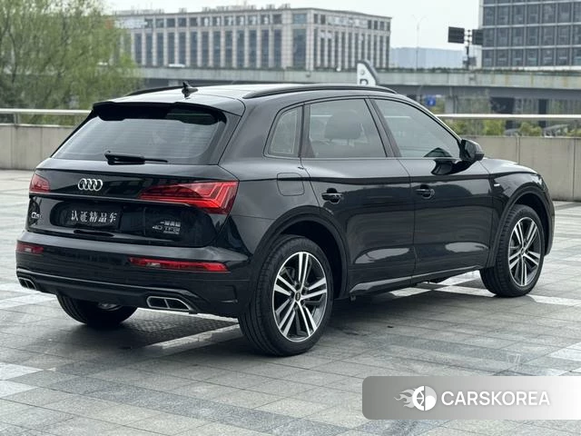 Audi Q5L id 4272704 из Китая 34