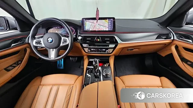 BMW 5 Series (G30) id 3487477 из Кореи 17