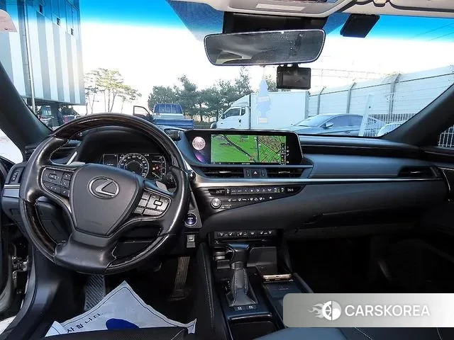 Lexus ES300h 7th generation id 3439161 из Кореи 17