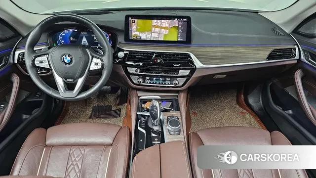 BMW 5 Series (G30) id 2960815 из Кореи 17