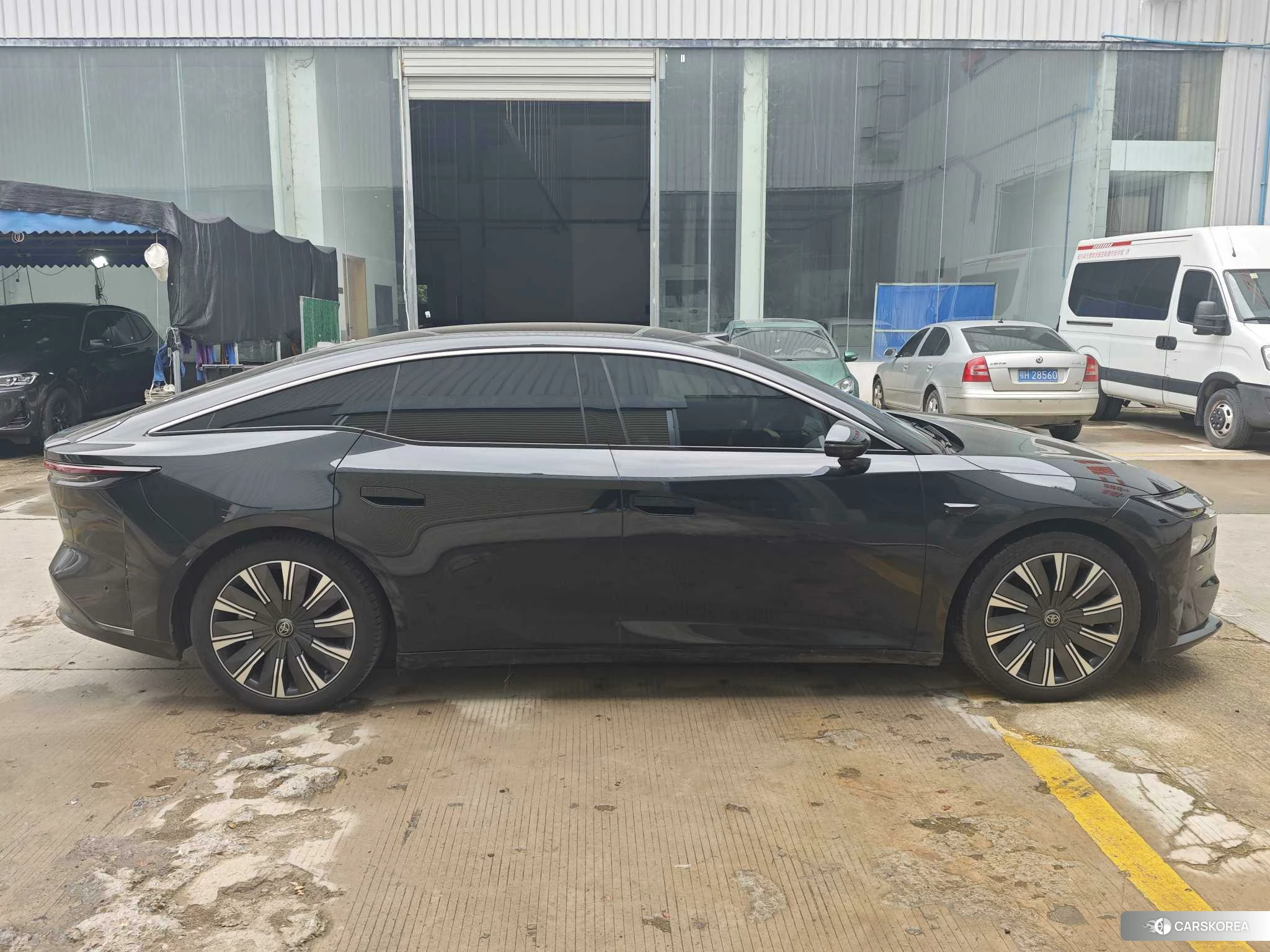 Toyota Platinum Wisdom 7 id 4407352 из Китая 13