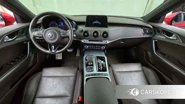 Kia Stinger id 3608047 из Кореи 17