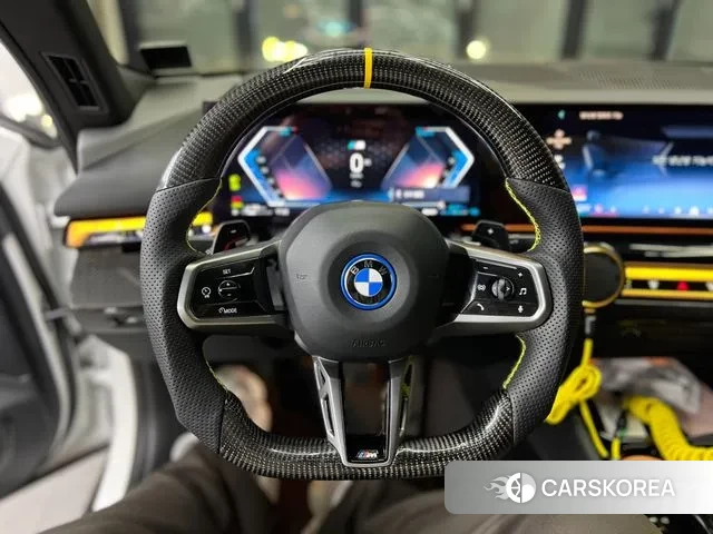 BMW 5 Series (G60) id 3217608 из Кореи 17