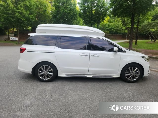 Kia The New Carnival id 4448000 из Кореи 17