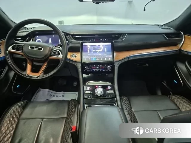 Jeep Grand Cherokee (WL) id 3218902 из Кореи 15
