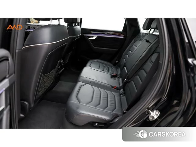 Volkswagen Touareg id 4240564 из Китая 7