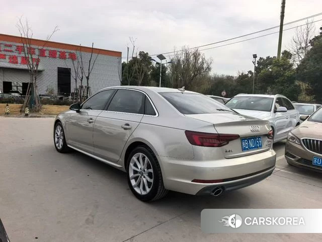 Audi A4L id 3889704 из Китая 7