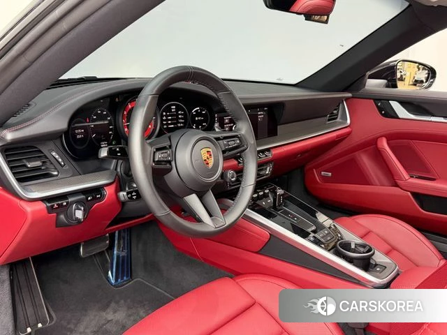 Porsche 911(992) id 4594994 из Кореи 17